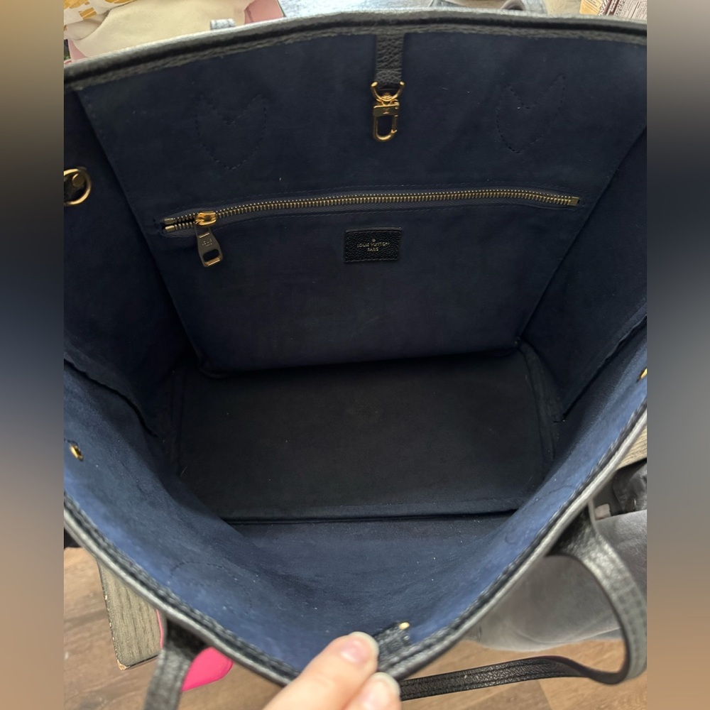 Louis Vuitton Monogram Black Tote Bag - Picture 6 of 6